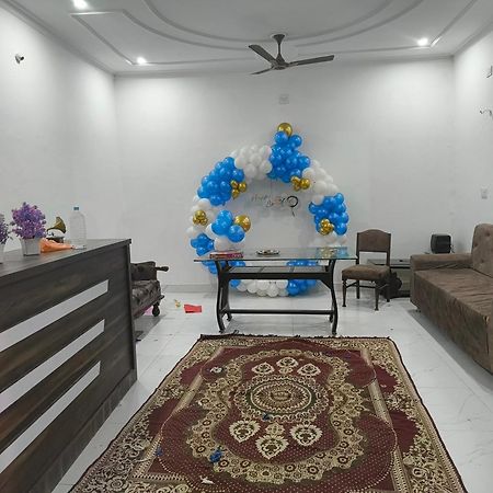 Abhiram Homestay Khajurāho Extérieur photo