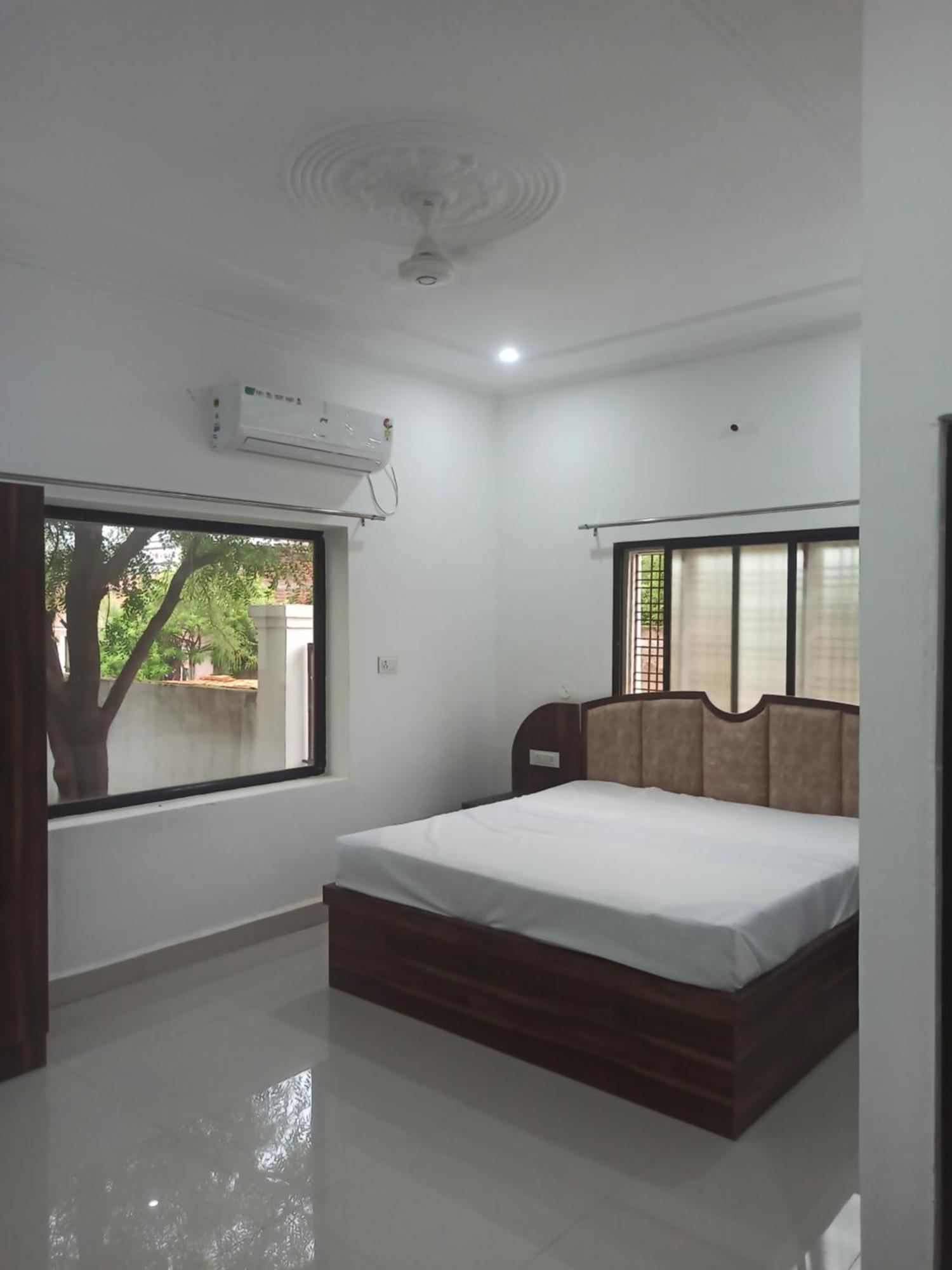 Abhiram Homestay Khajurāho Extérieur photo