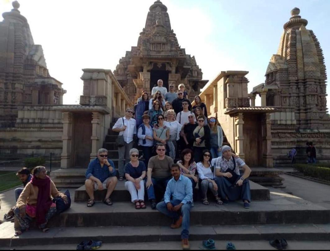 Abhiram Homestay Khajurāho Extérieur photo